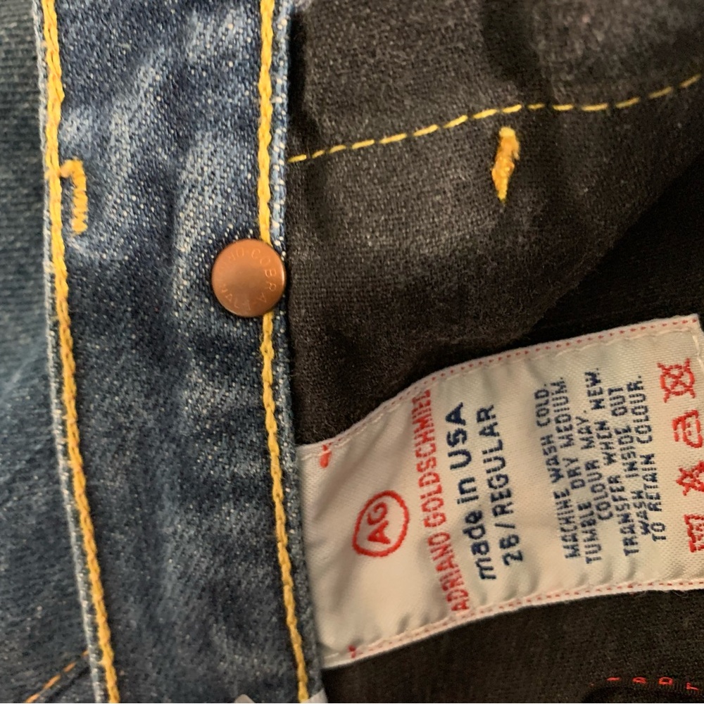Distressed AG jeans size 26. So hot!